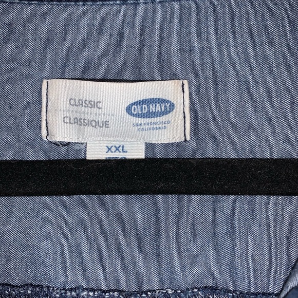 Old Navy Classic Denim Button Up - Picture 6 of 9